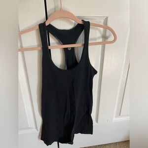Black lululemon tank top